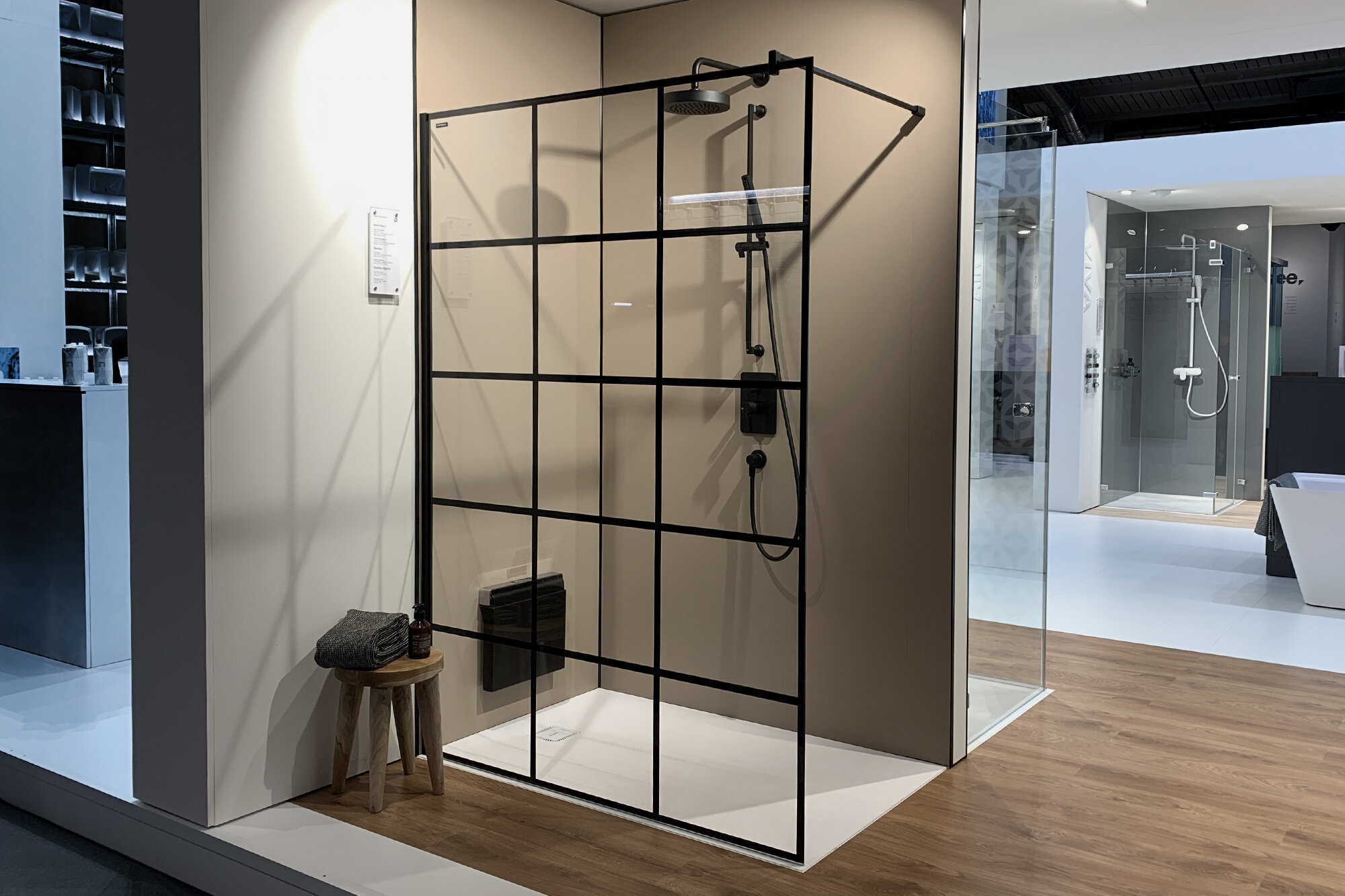 Bella Vita 3 Walk-in